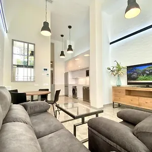 Apartamento Tr2 Aparcamiento Incluido Amplio Y Moderno Loft Cartuja De, Sevilla